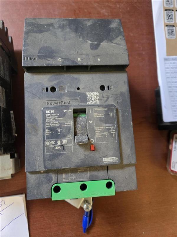 Circuit breaker, PowerPacT B, 30A, 3 pole, 480Y/277VAC, 18kA, I-Line, thermal magnetic, 80%, ABC