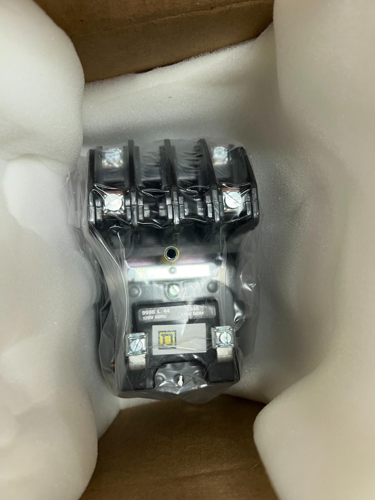 Contactor, Type L, multipole lighting, electrically held, 30A, 6 pole, 600V, 110/120VAC 50/60Hz coil, open style