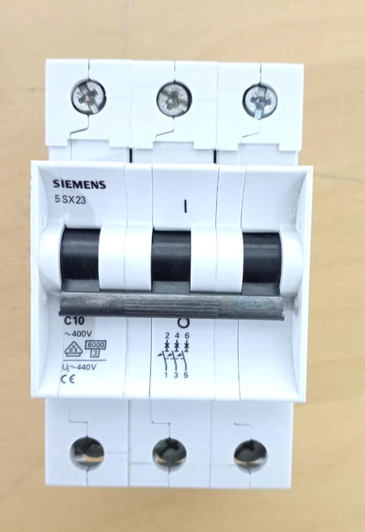 5SX23 C10 Circuit Breaker 10A 400VAC Pole