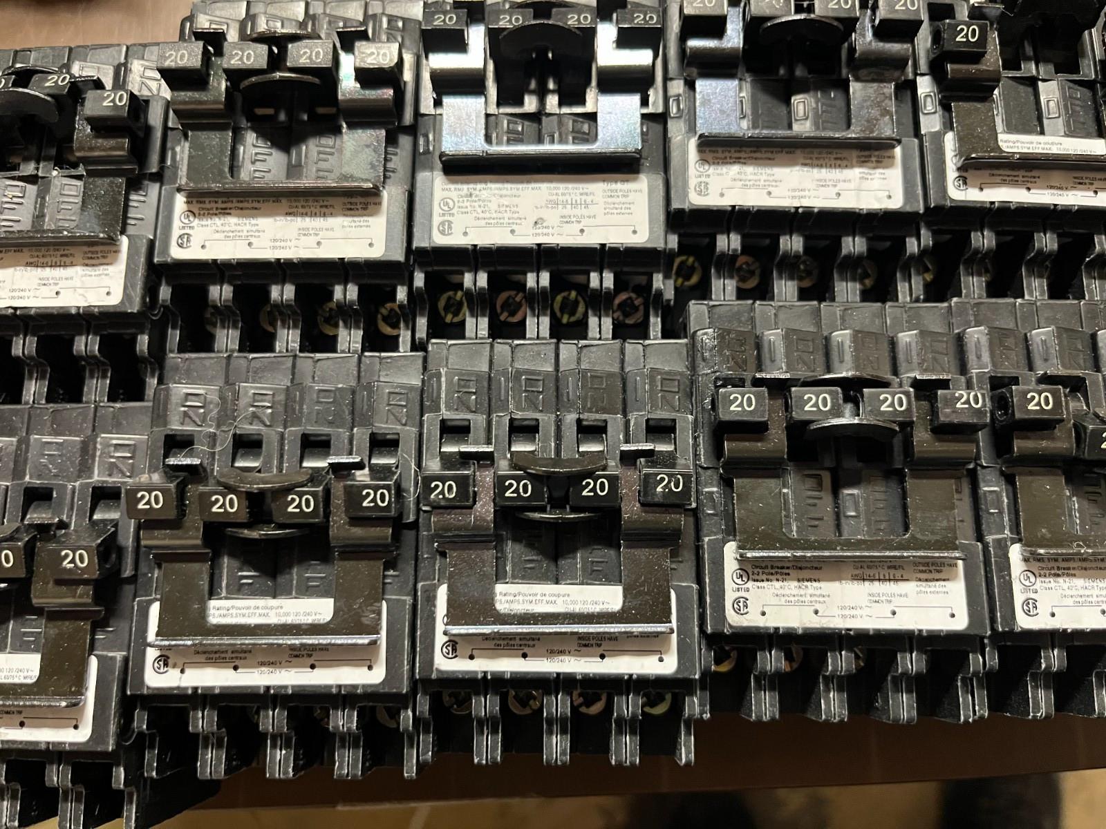 Q22020CT 20A 240V