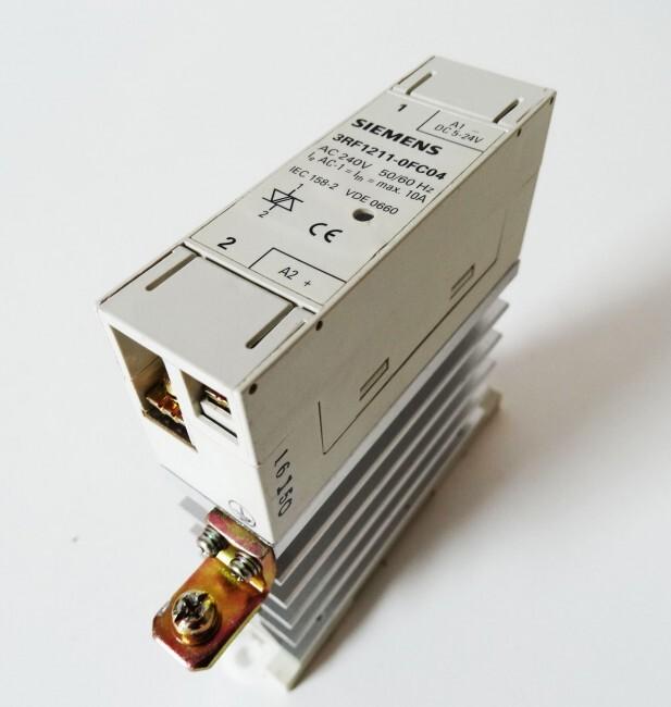 3RF1211-0FC04 Contactor 240VAC Max 10A