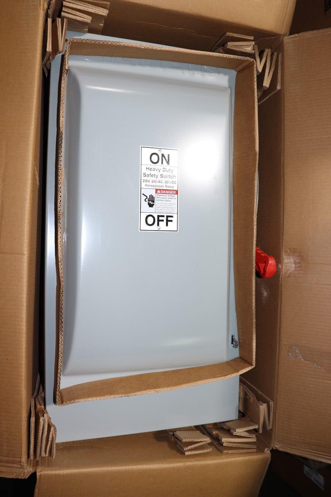 200 Pole 240 Volt Siemens HF224N Fusible Safety Switch Heavy Duty Nema
