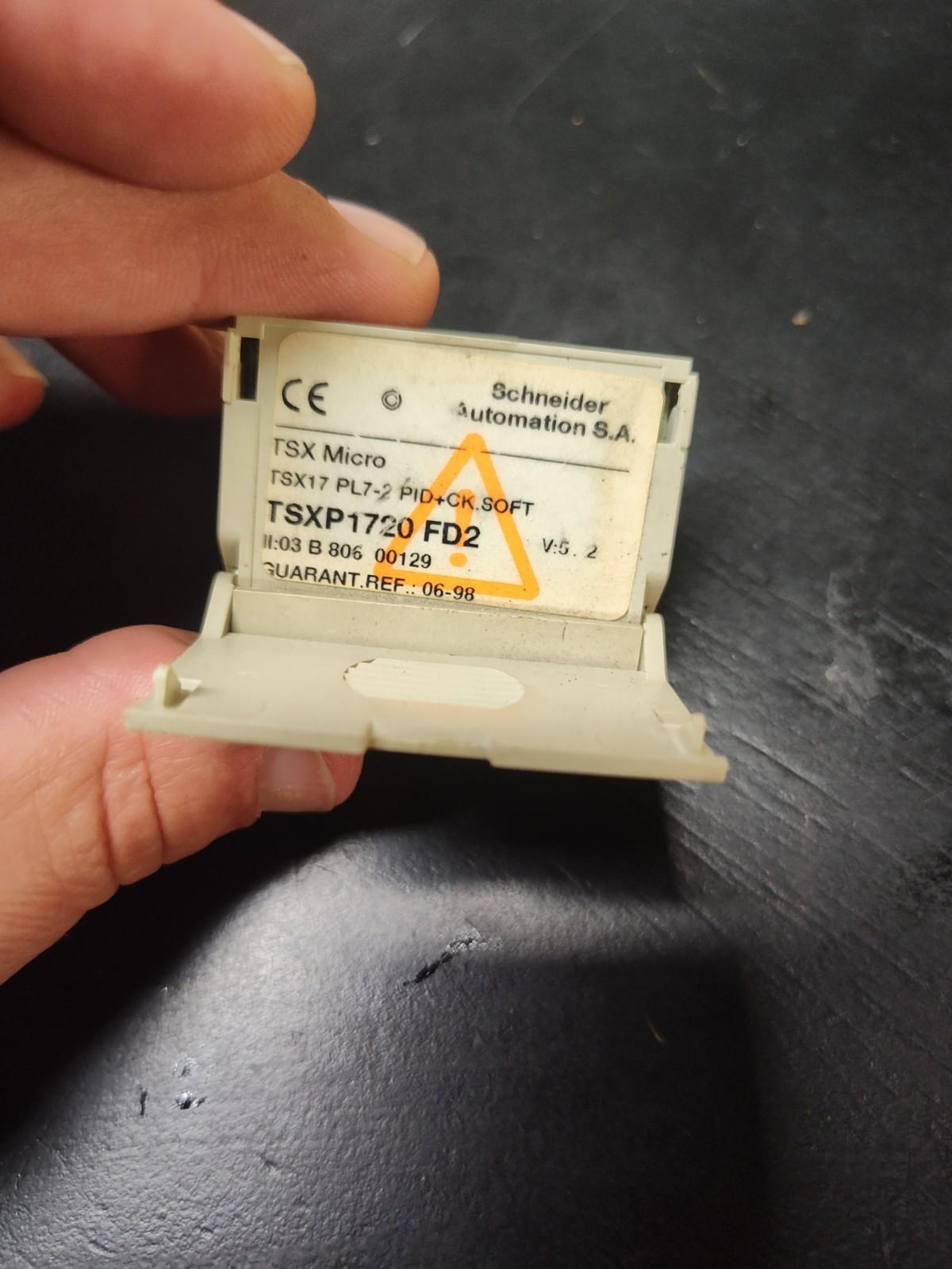 TSXP1720FD2 - TELEMECANIQUE - TSXP17 20FD2 / Cartridge Log. PL7-2 Used