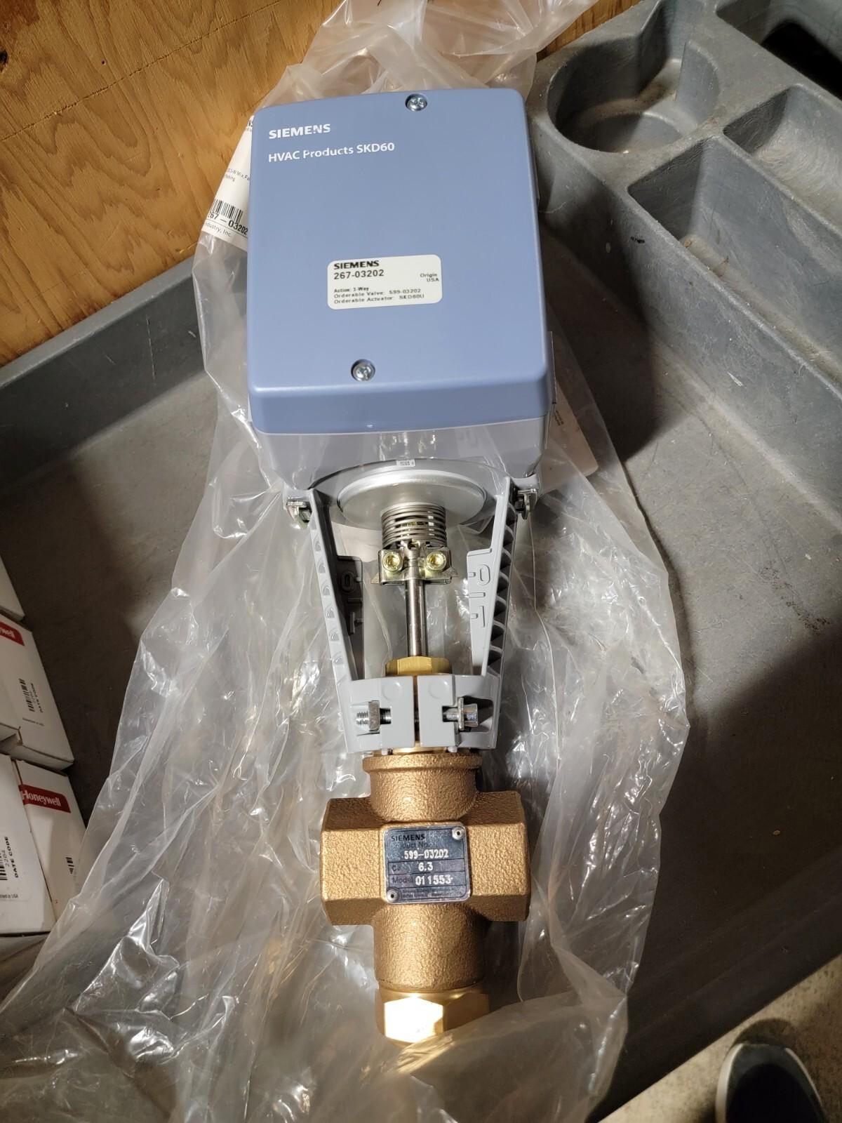 267-03202 3/4" Valve Assembly W/ SKD62U Actuator