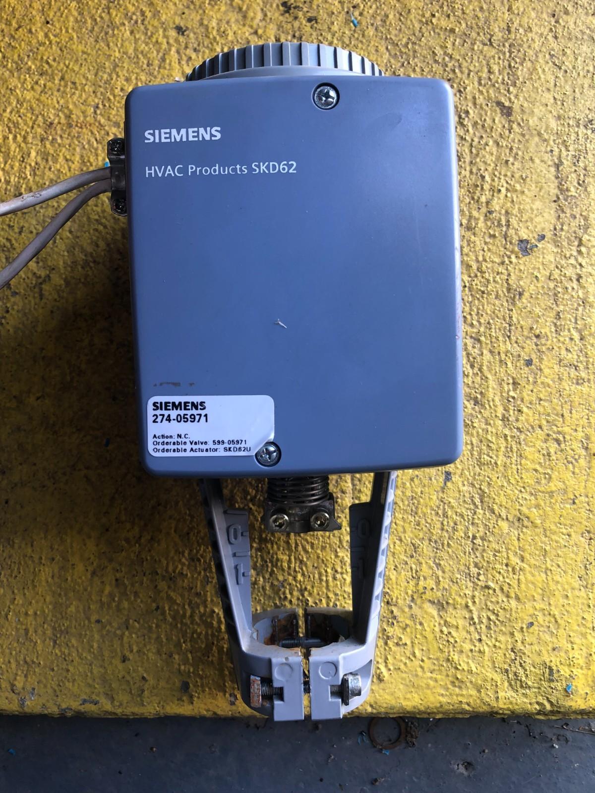 SKD62 Electronic Valve Actuator model 274-05971