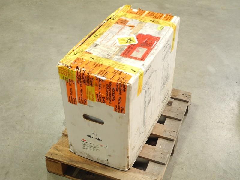 ACS800 Frequency Inverter ACS800-01-0060-5 D150 400V 45kw Keypad ORIGINAL BOX