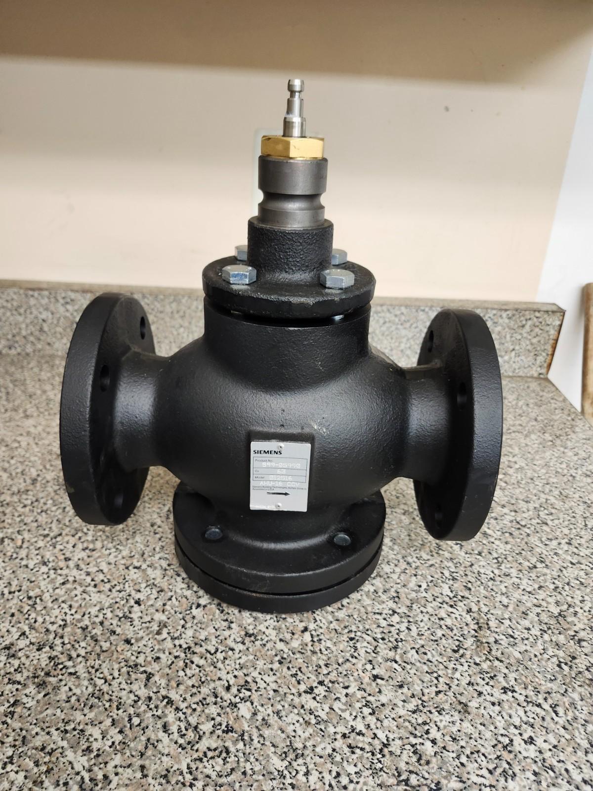 2-Way 2-1/2" Flowrite Valve P/N: 599-05990 Model: 012516 AHU-16 CCV
