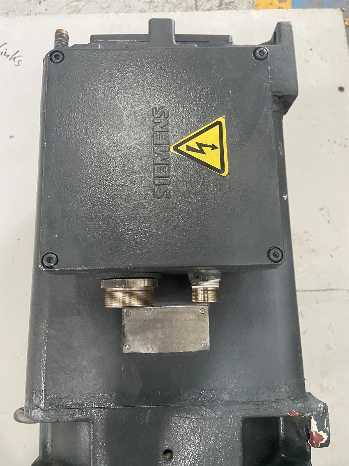1PH4133-4HF56-Z, Servo Motor Phase Made In Germany, 17.5 KW At 400