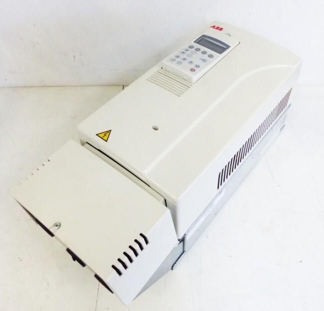 ACS800-01-0011-7 K454 Inverter 3x525-690V 13A CDP312R Control Panel