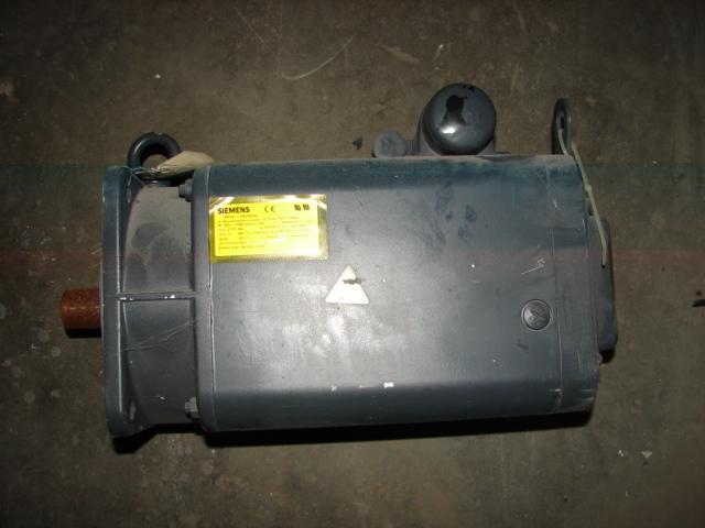 1FT5-102-1AF71-1EB0/1FT5102-1AF71-1EB0/1FT51021AF711EB0 SERVO MOTOR*NNB*