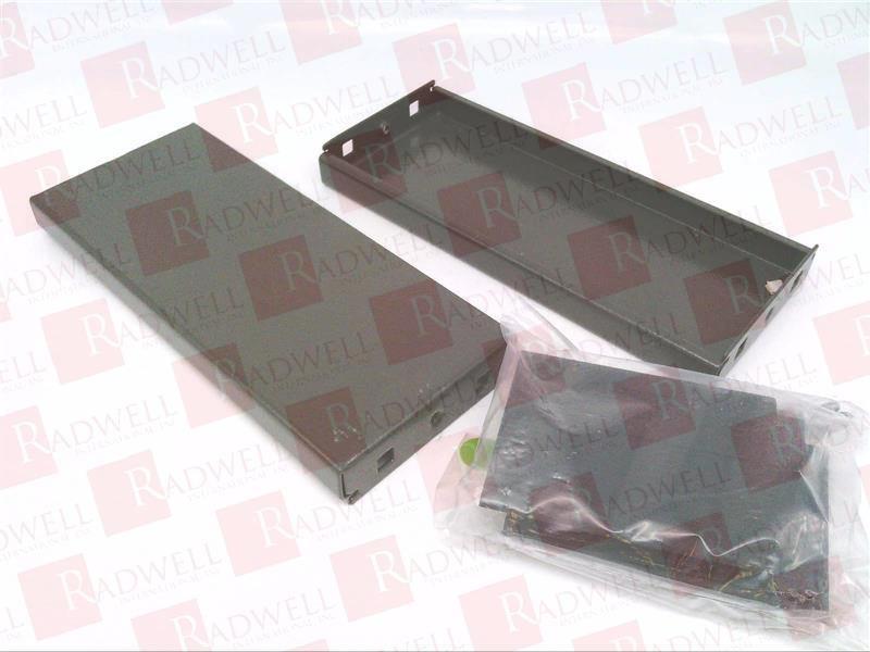 Side panels for the plinth, PanelSeT SFN, Spacial SF, Spacial SM, for electrical enclosure D400mm, set of 2, H100mm