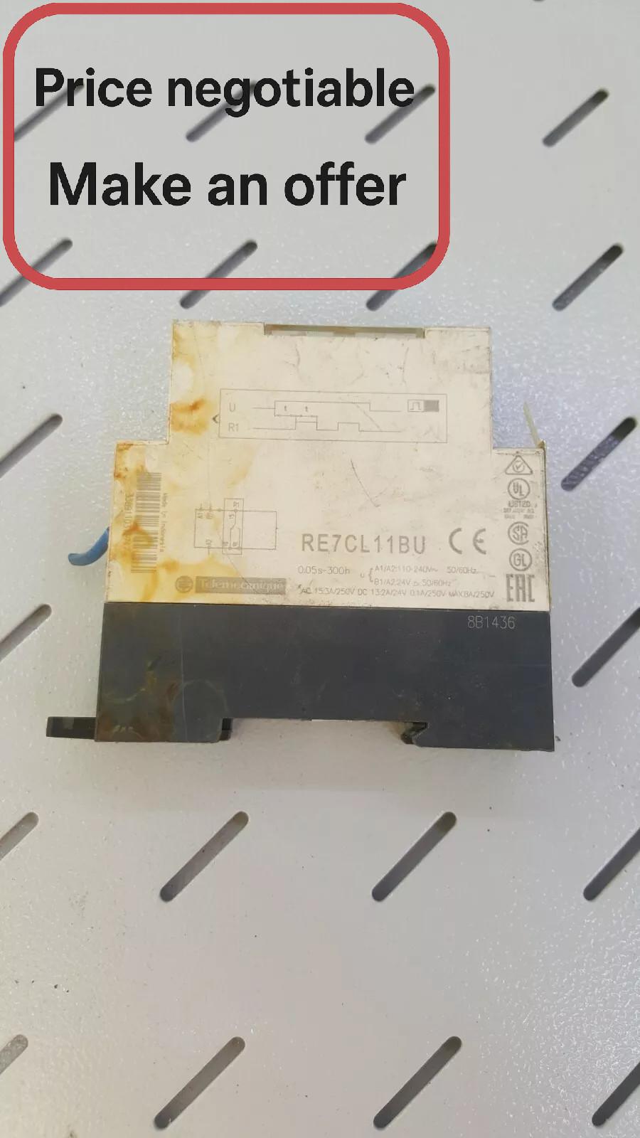 RE7CL11BU Time Relay Flashing Flashing Timer Relay 1W 0.05s-300h