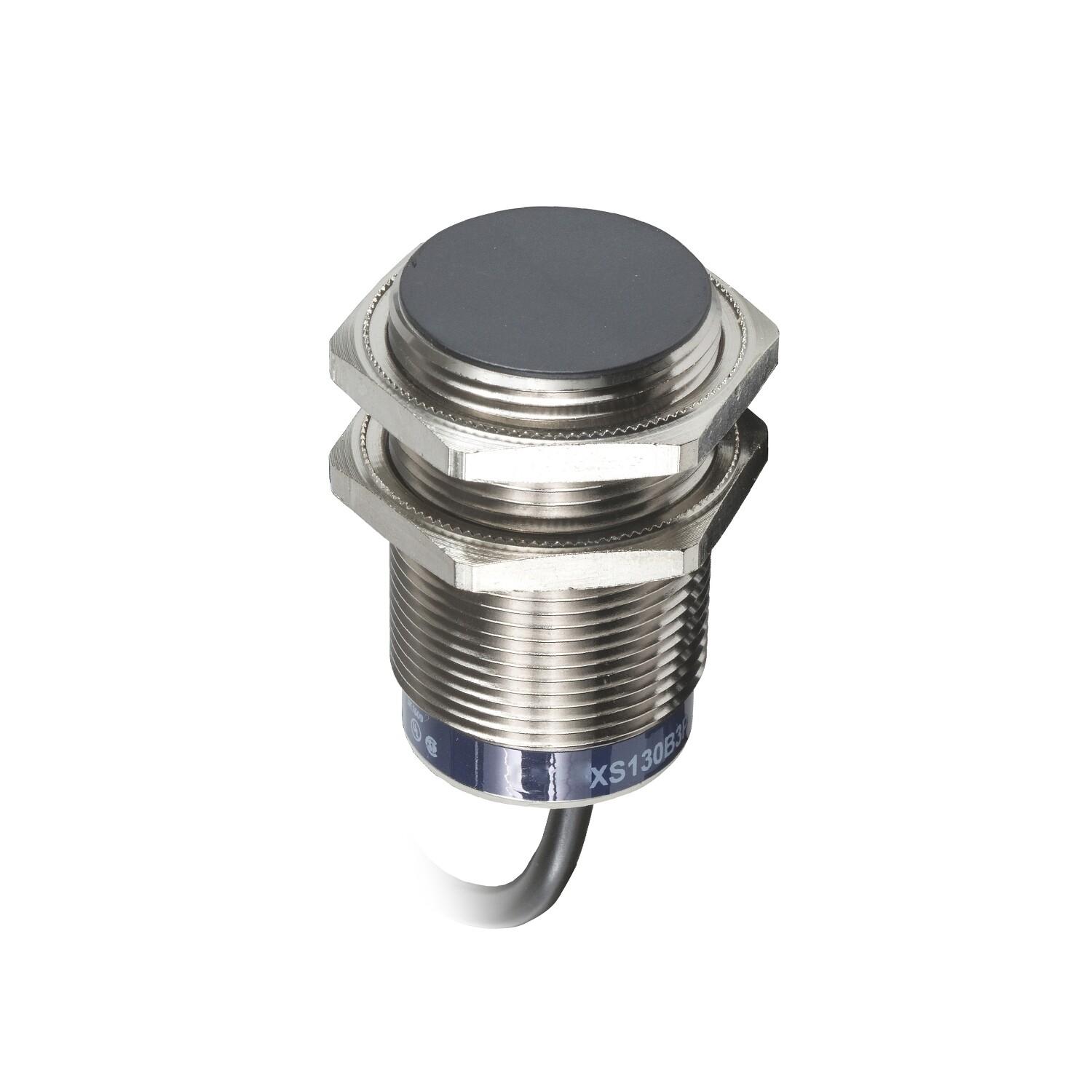 inductive sensor, XS6, M30, L62 mm, brass, sensing 15 mm, 24 to 240 VAC/DC, 2 meter cable