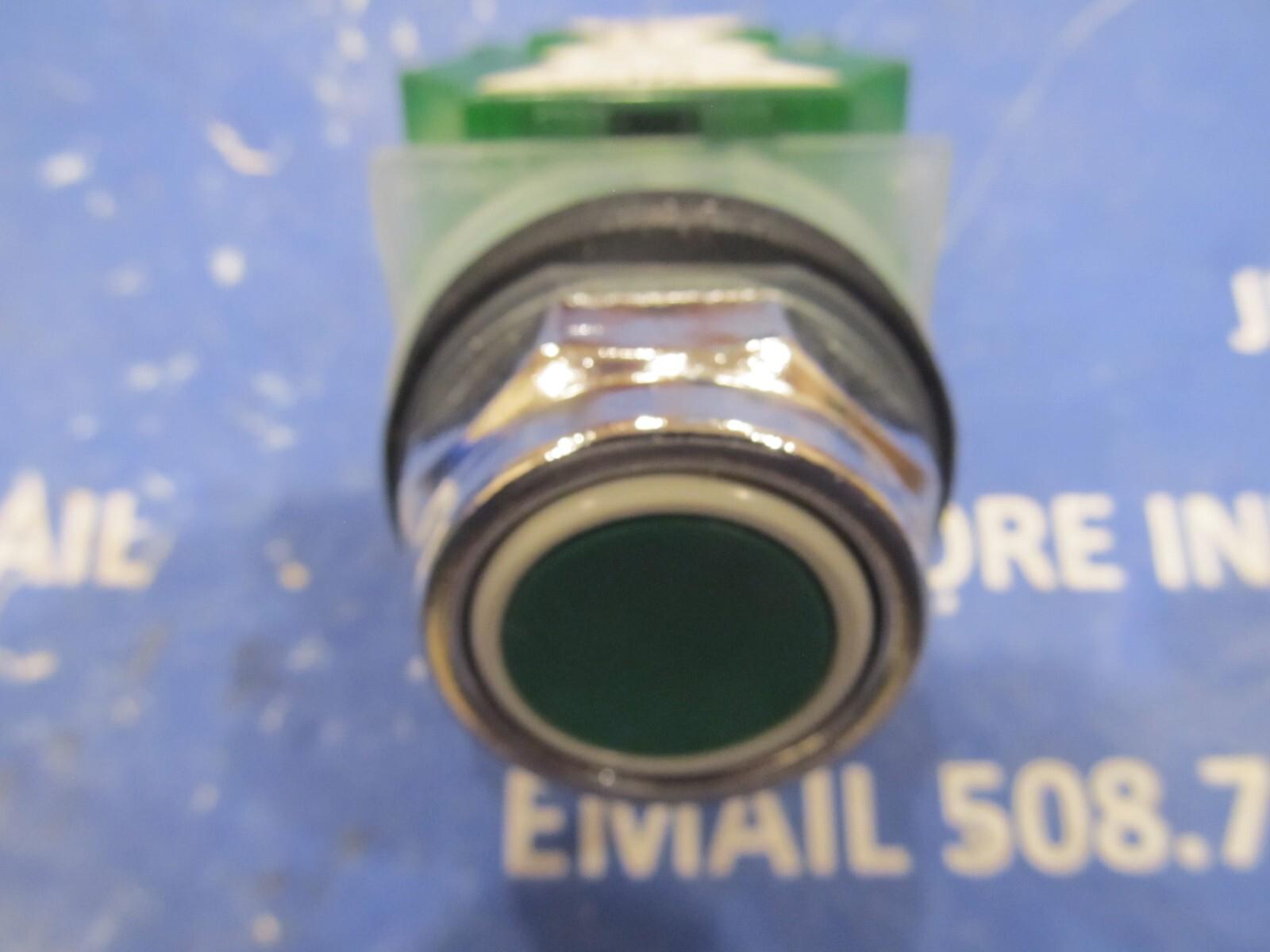 Push button, Harmony 9001K, metal, flush, green, 30mm, spring return, 1NO