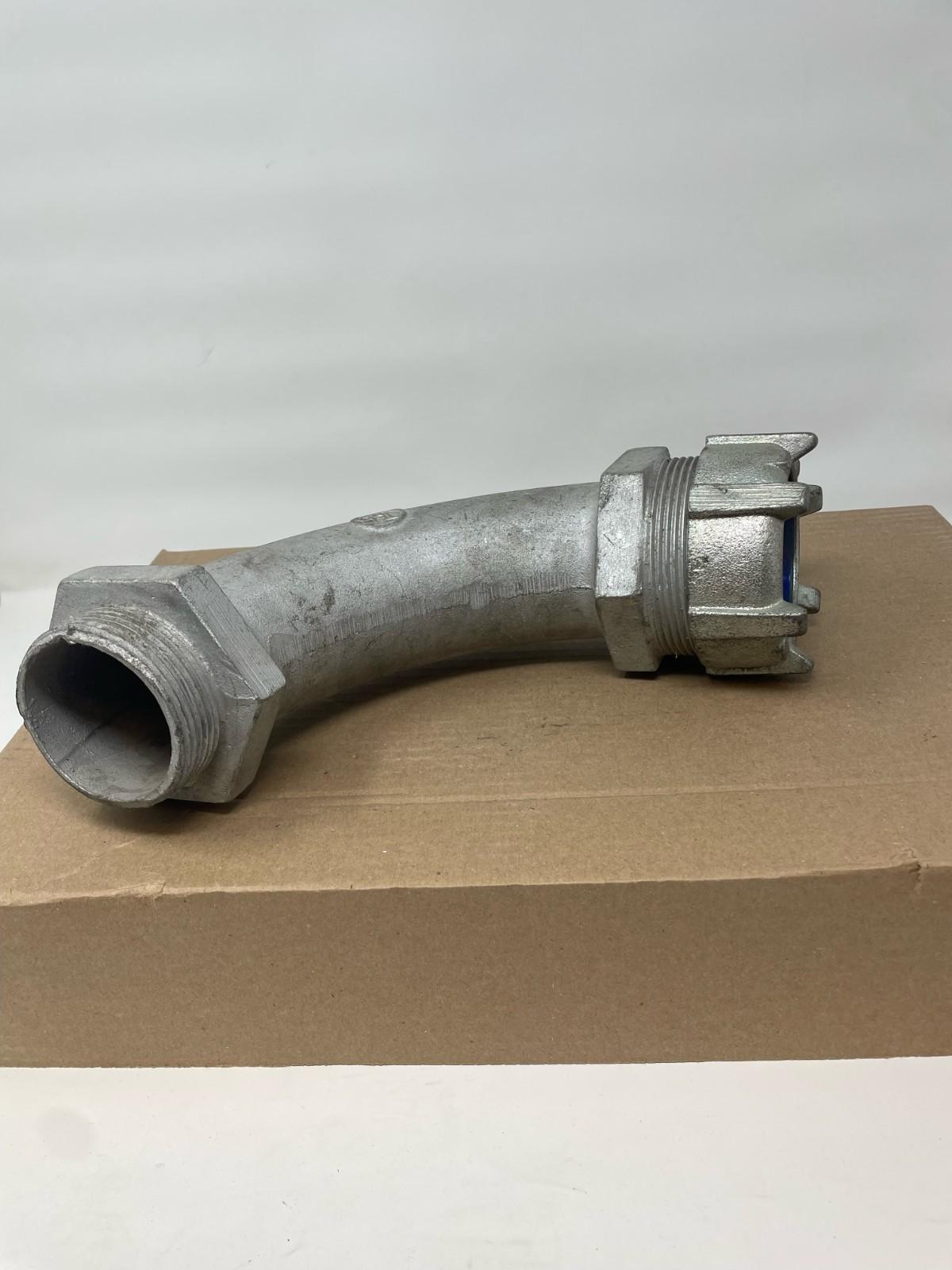 2-1/2 Inch 90 Degree Malleable Iron Insulated Liquidtight Connector