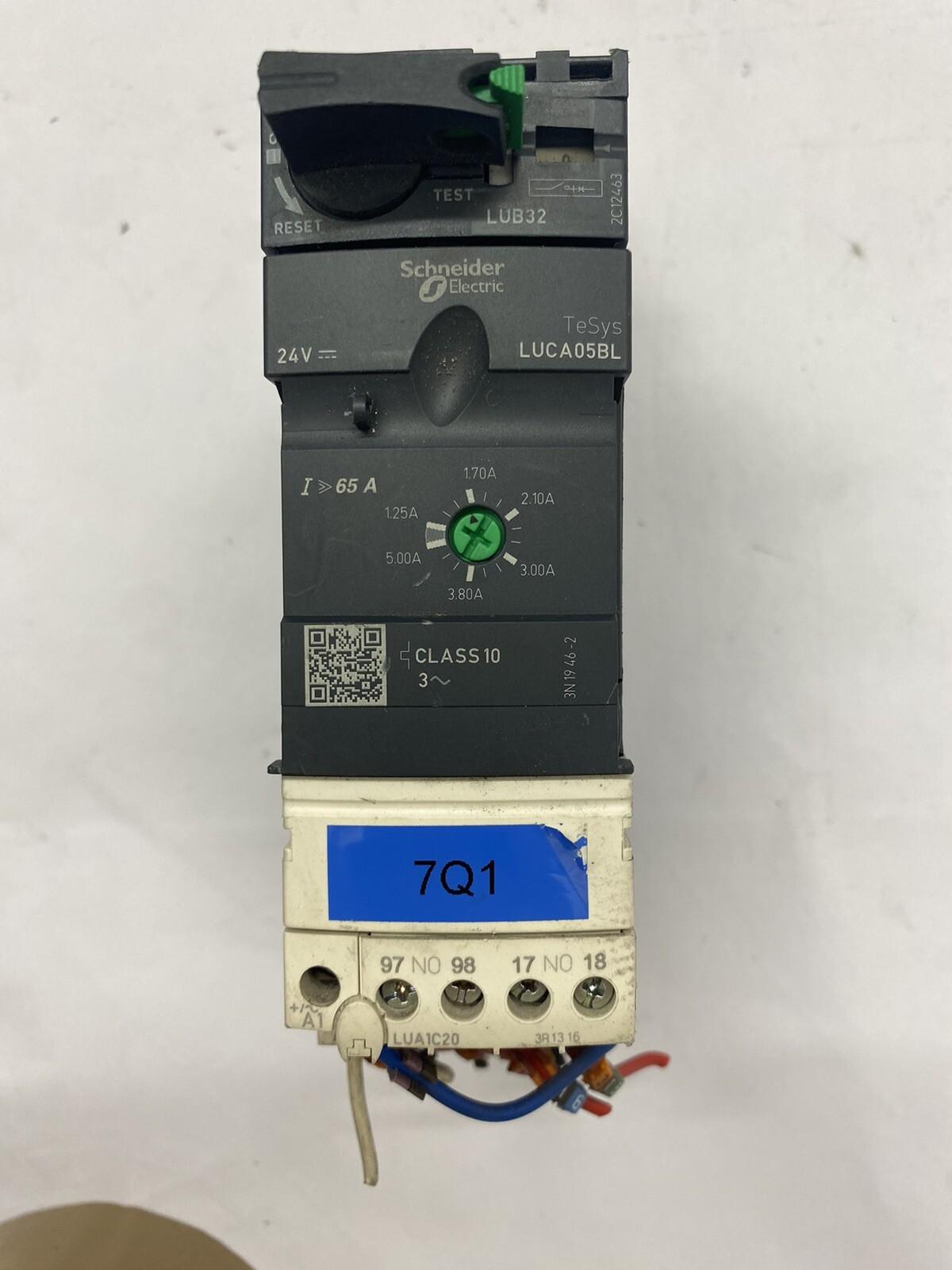 Power base, TeSys Ultra, 32 A, screw clamps control