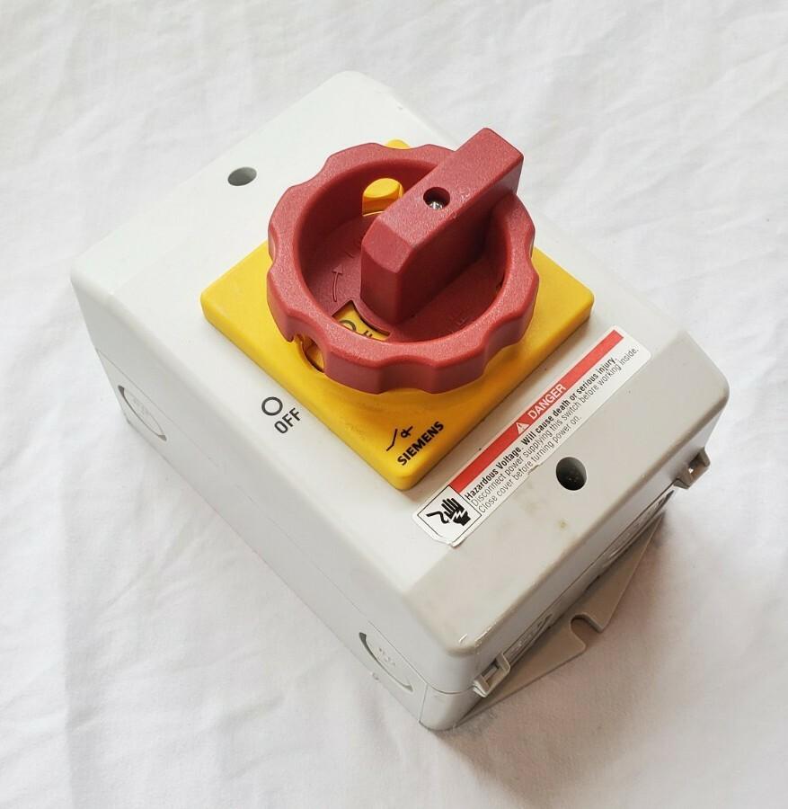 DISC SW 32A N4X SCW ROT HDL R/Y 4P 2AUX