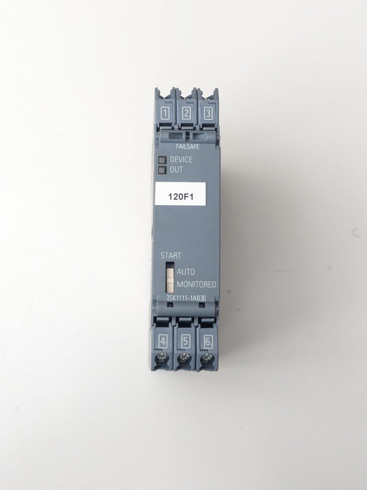 SAFETY RELAY, 3NO, 1NC, 24V AC/DC, SCREW