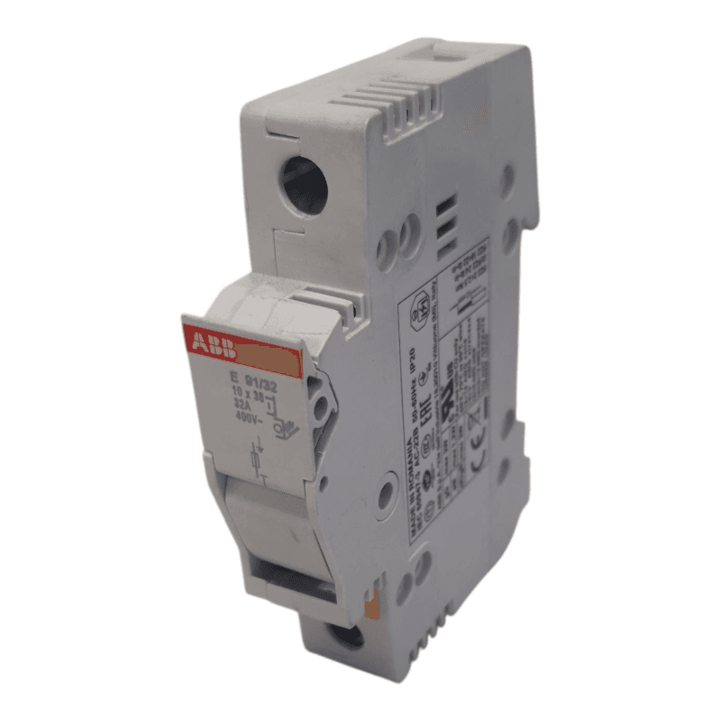 E90 FUSE SWITCH DISCONNECTOR 1P 32A