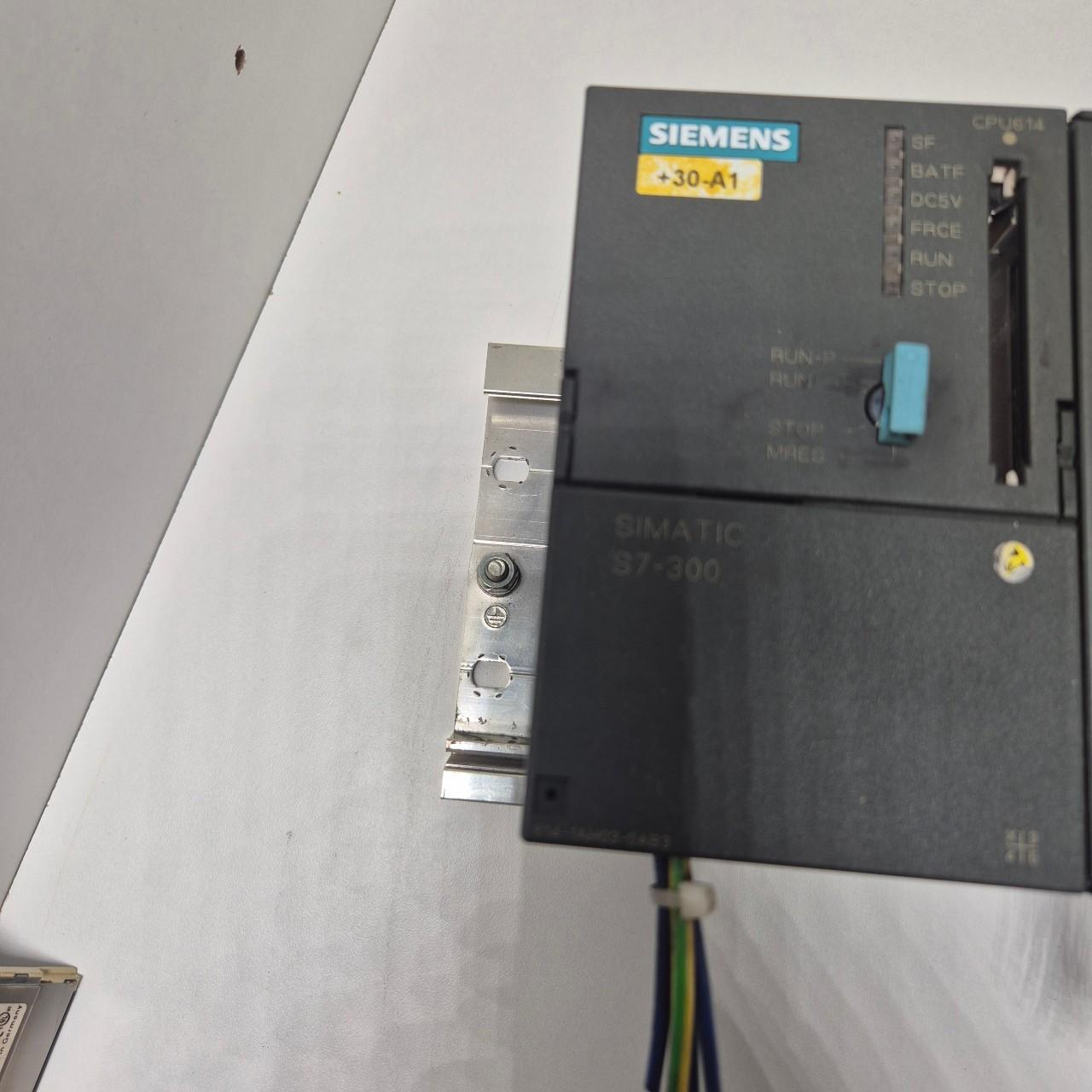 Simatic S7 CPU614 6ES7614-1AH03-0AB3 6ES7 614-1AH03-0AB3