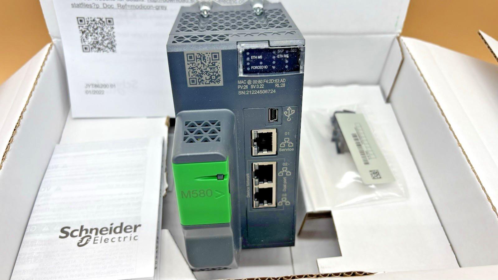 standalone processor, Modicon M580, 16MB, 125 Ethernet devices, 8 local IO racks of 4096 digital, 1024 analog