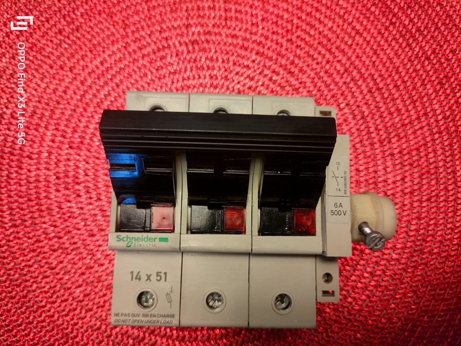 Fuse disconnector, TeSys DF, 3P, 690VAC, 50A, fuse size 14 x 51mm, 1 NO early break, without single phase prot