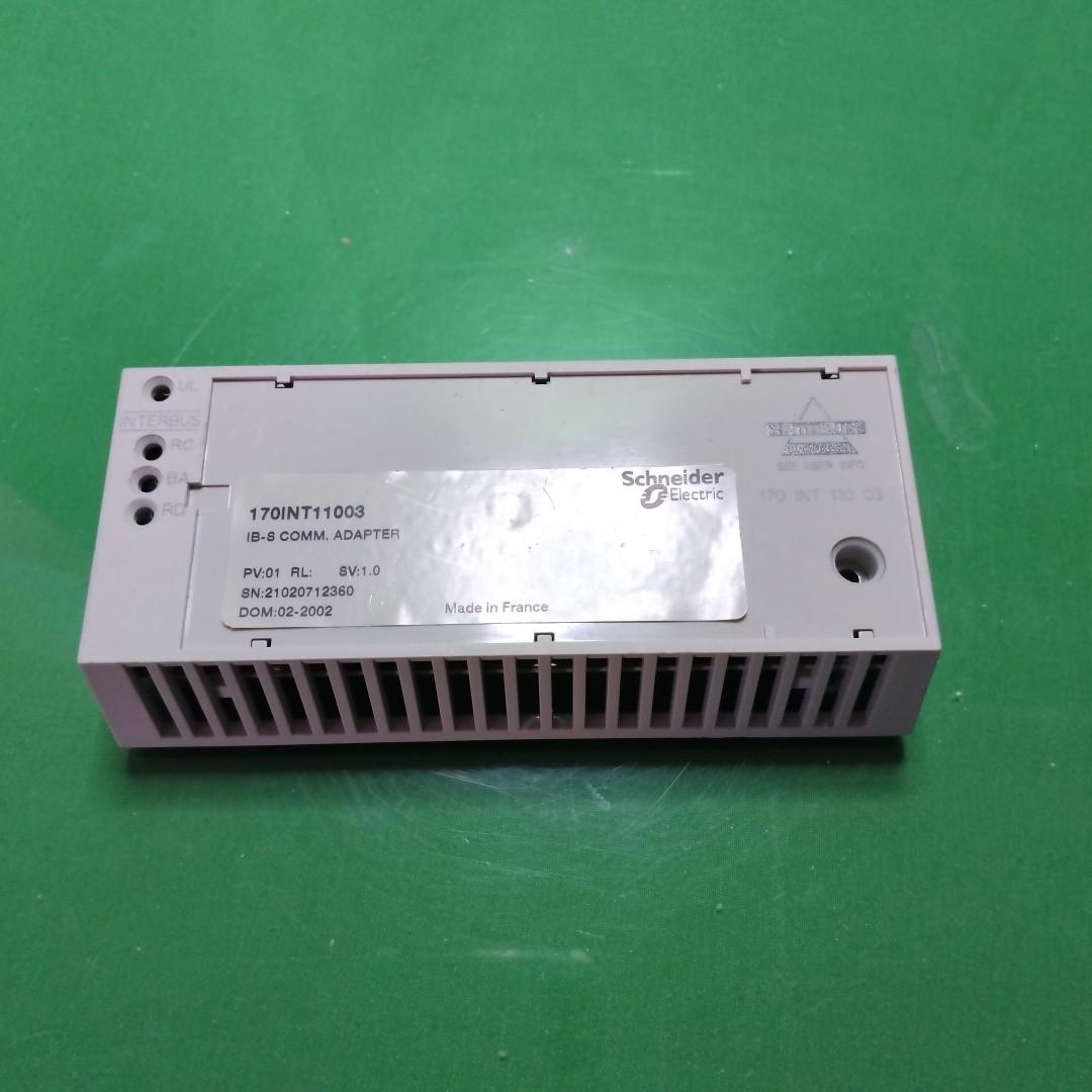Modicon Momentum - Interbus communication adaptor - twisted pair
