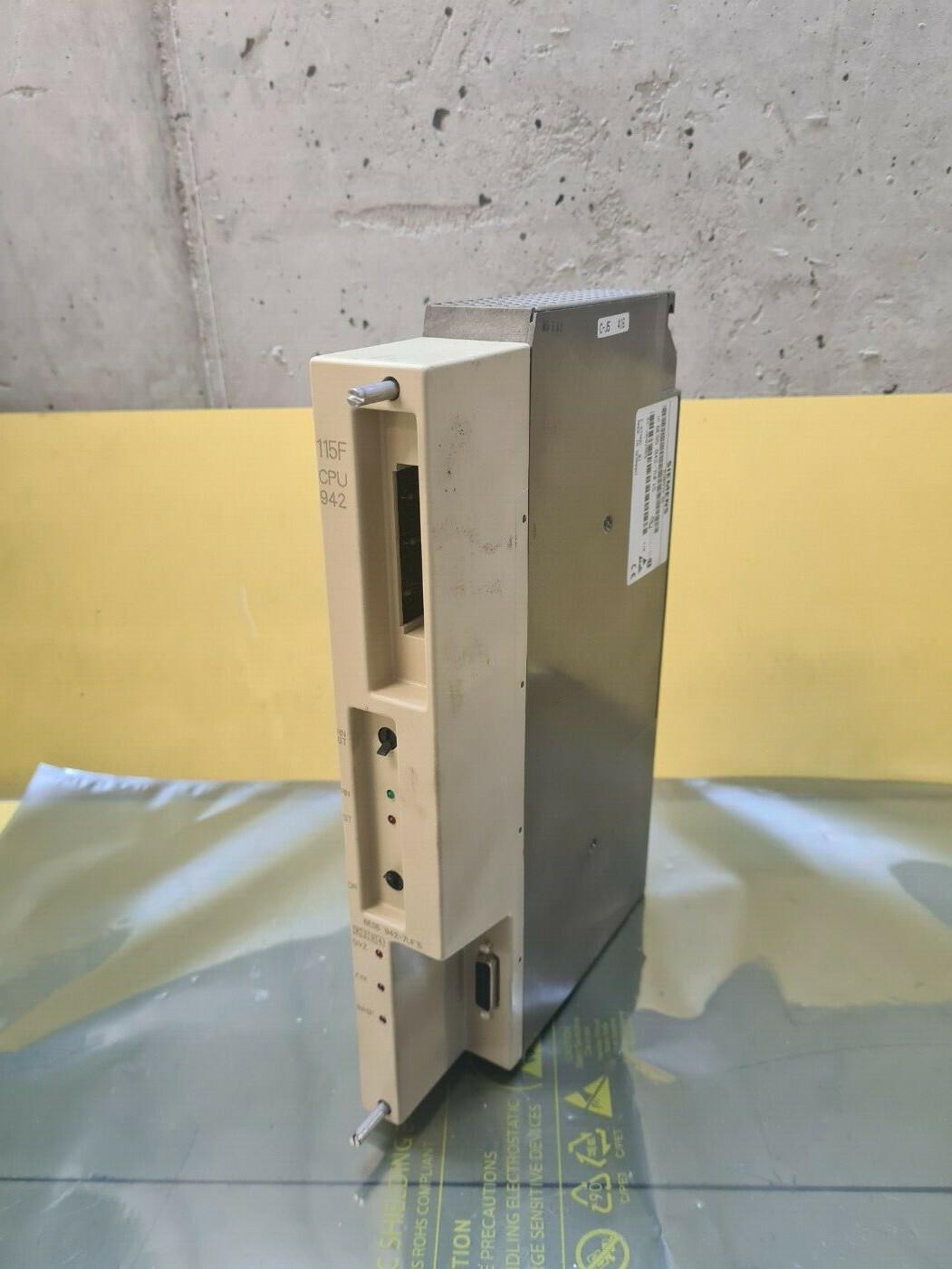 Simatic S5 6ES5 942-7UF15 E:1 115F CPU942 comme Neuf