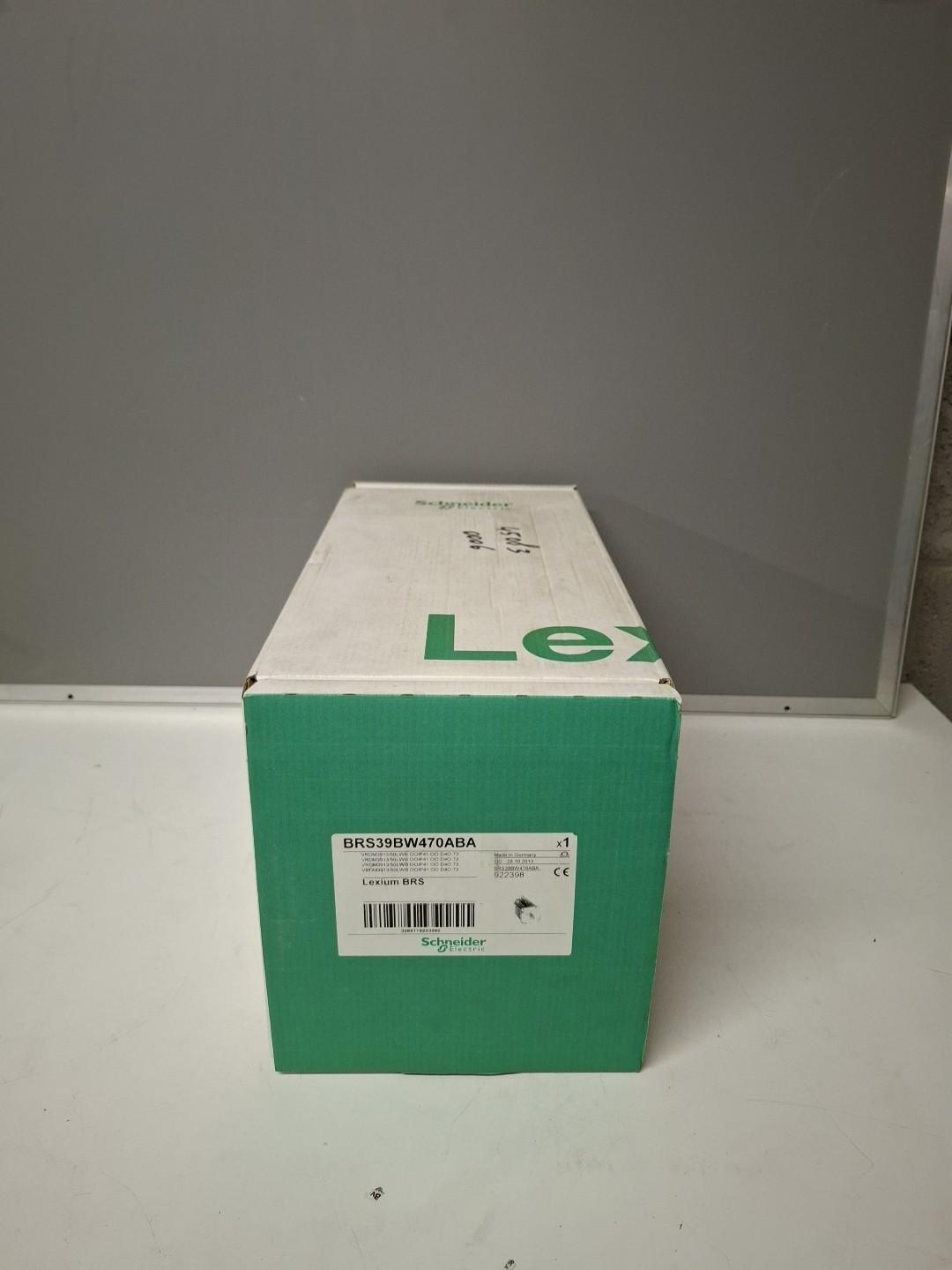 3-phase stepper motor - 6.78Nm - shaft Ø 14mm - L=128 mm - w/o brake - term box