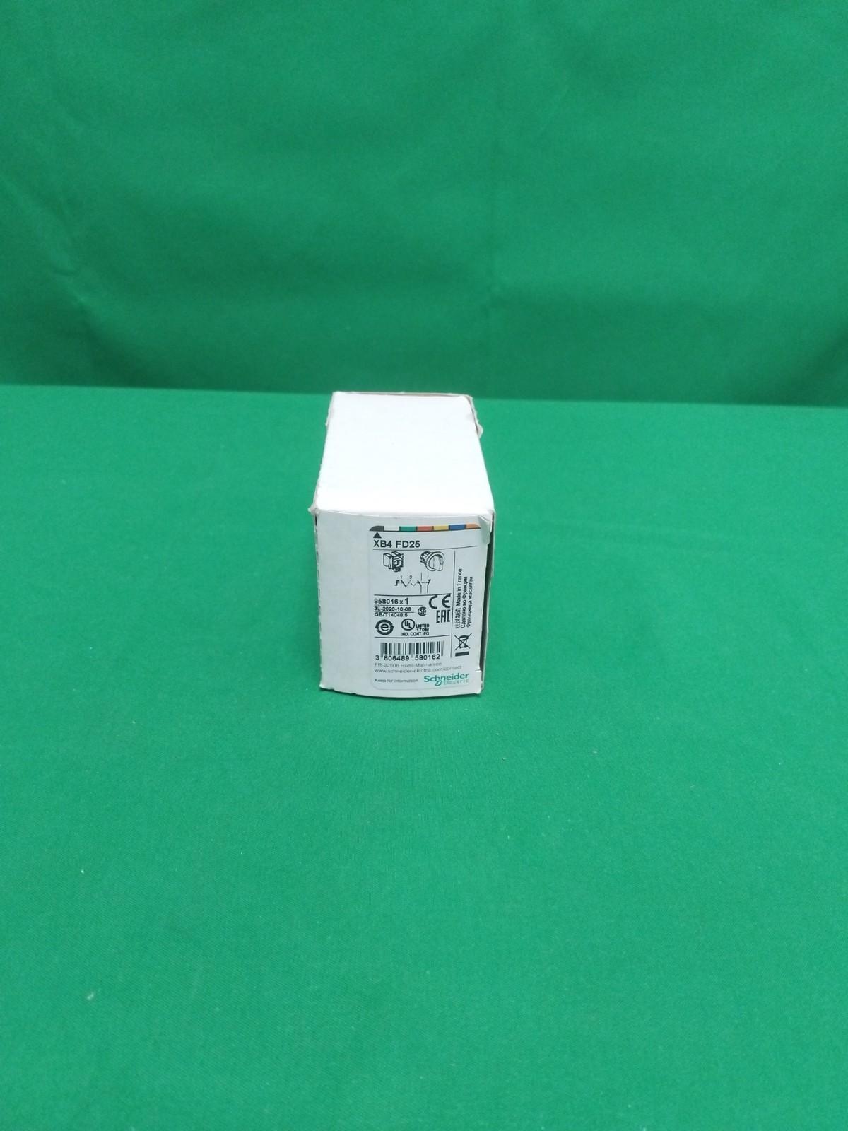 Selector switch flush mounted, Harmony XB4, metal, black, 30mm, 2 positions, stay put, 1NO+1NC
