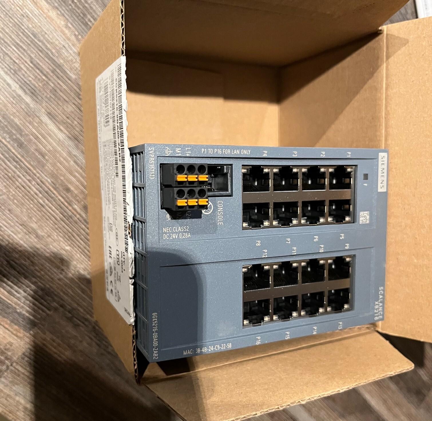 SCALANCE XB216