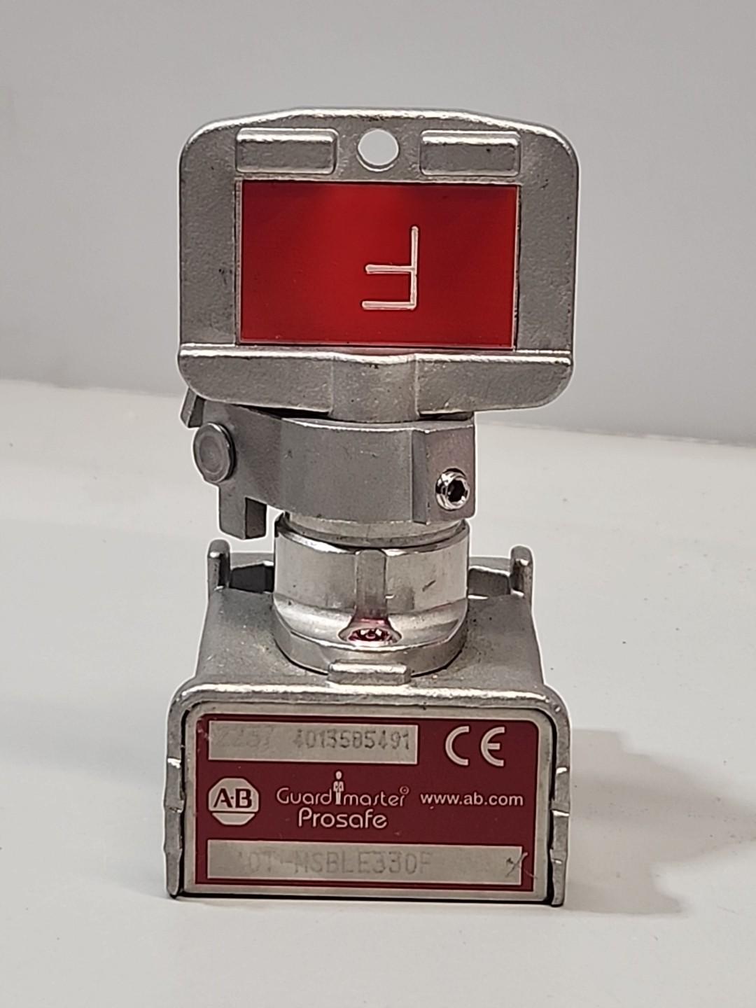Bolt Interlock - Single Key Mechanical, Standard Key Code Labeling, Key Free to retract bolt: 0mm, Extended: 14mm