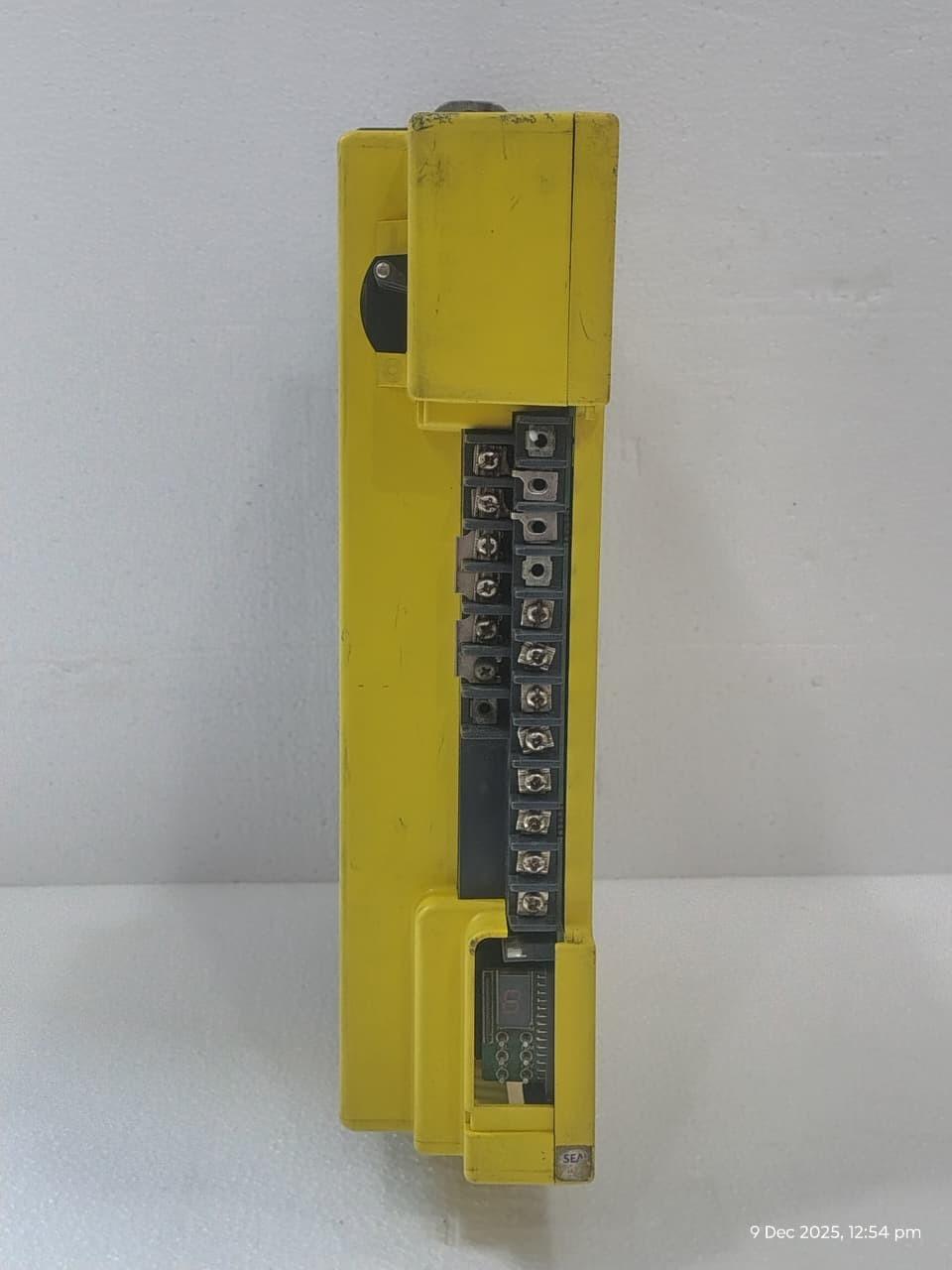 Amplificateur FANUC A06B-6066-H004 retiré de la machine fonctionnelle