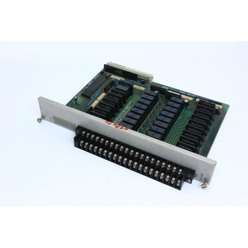 Siemens 505-4932 RELAY OUTPUT 32 out I/O module B221)