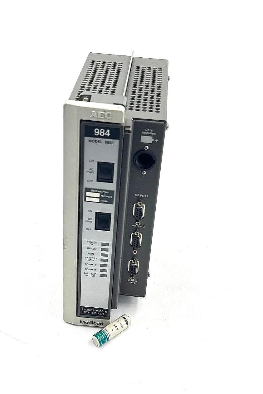 Contrôleur programmable Modicon E984-685 Fabriqué aux...