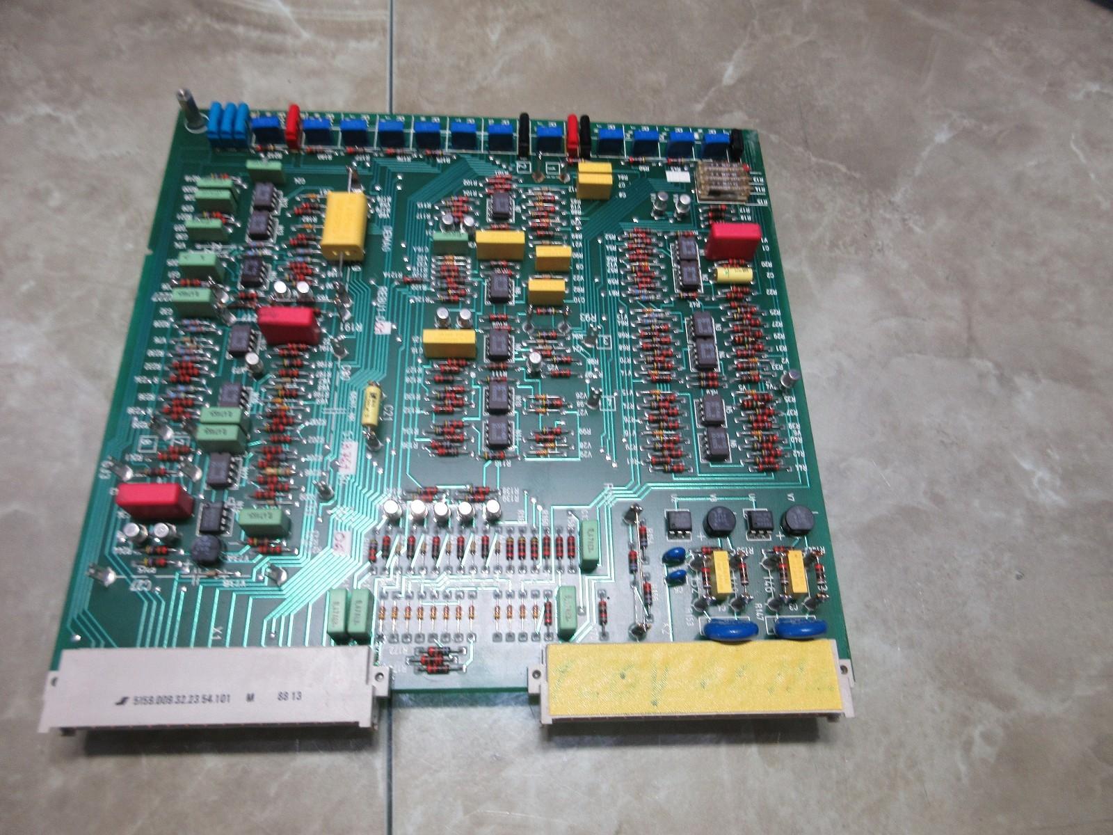 Carte De Circuit REBU1-D01 IDENT-NR 51376184 AJ06 513 760 84 AJ01 CNC