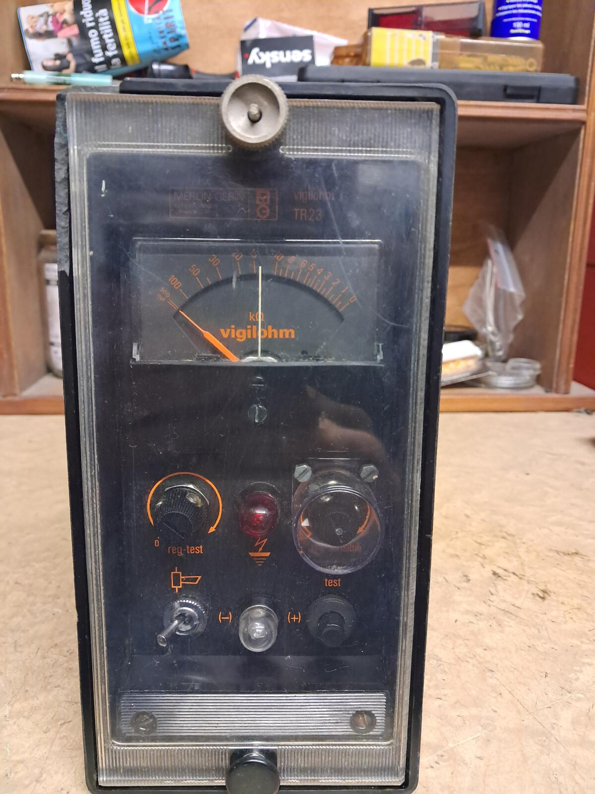 VIGILOHM TR 23 NON TESTE BON ETAT FACADE HAUT GAUCHE ABIMEE
