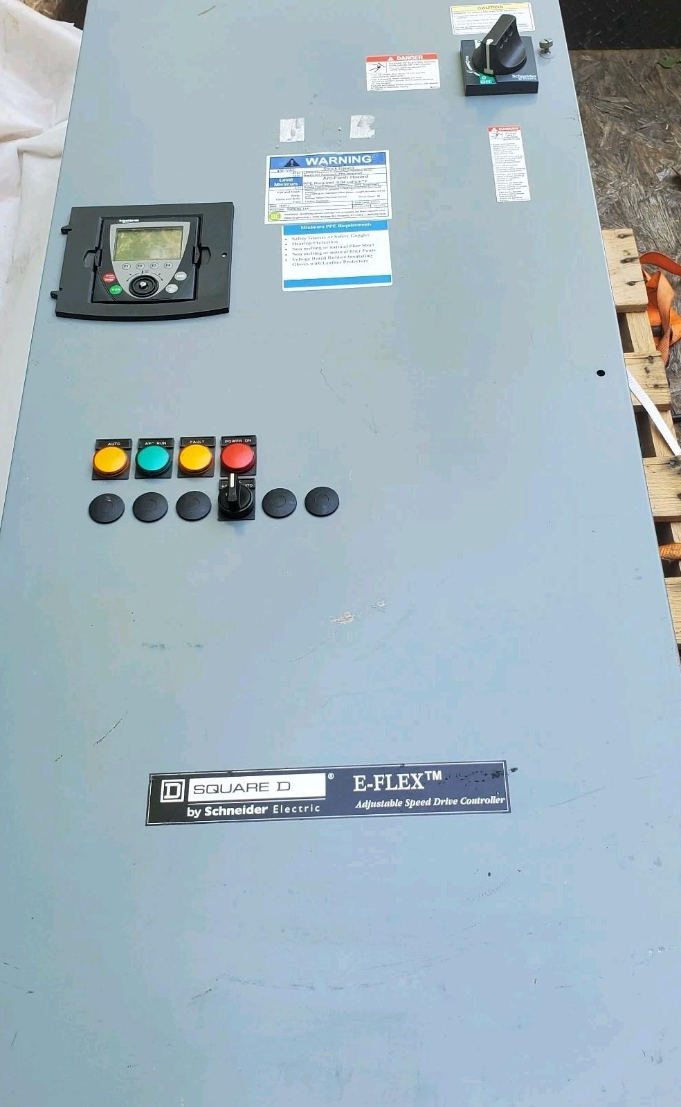 8839 E-Flex 30 HP Altivar VFD Combination Motor Controller ATV61HD18N4