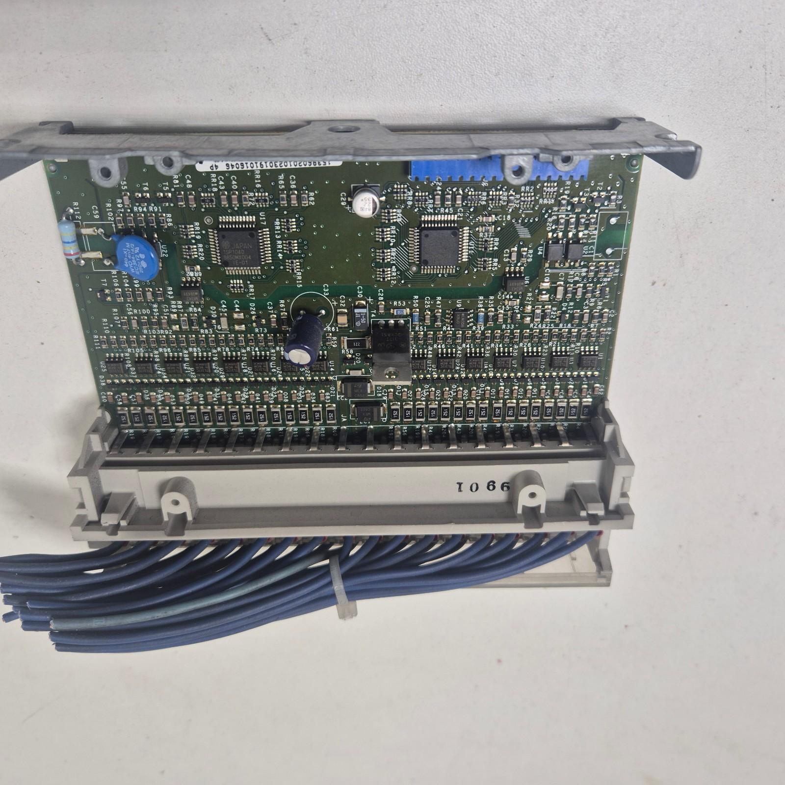 1x Electric TSXDEZ32D2 tsx micro modicon