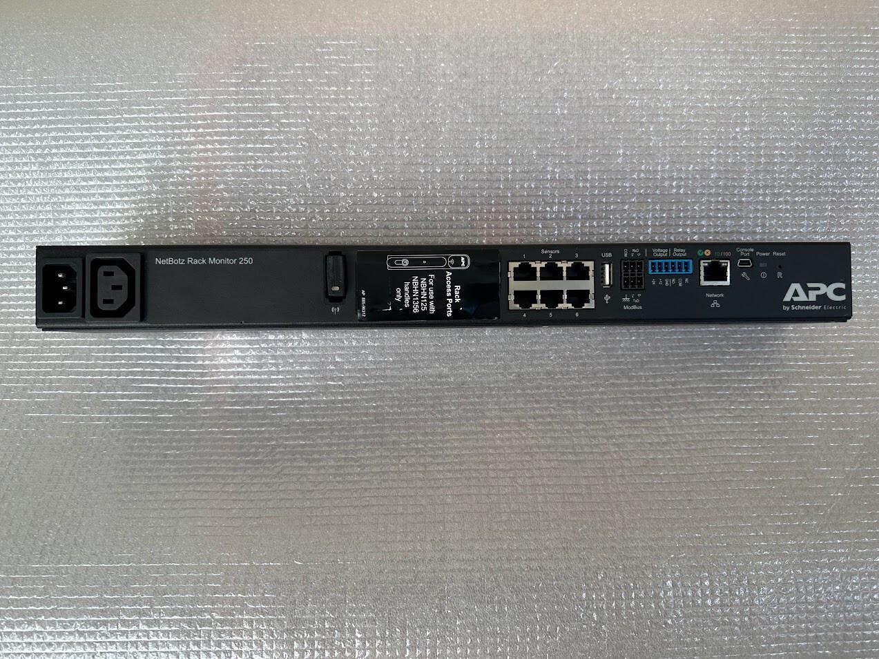 NetBotz Rack Monitor 250