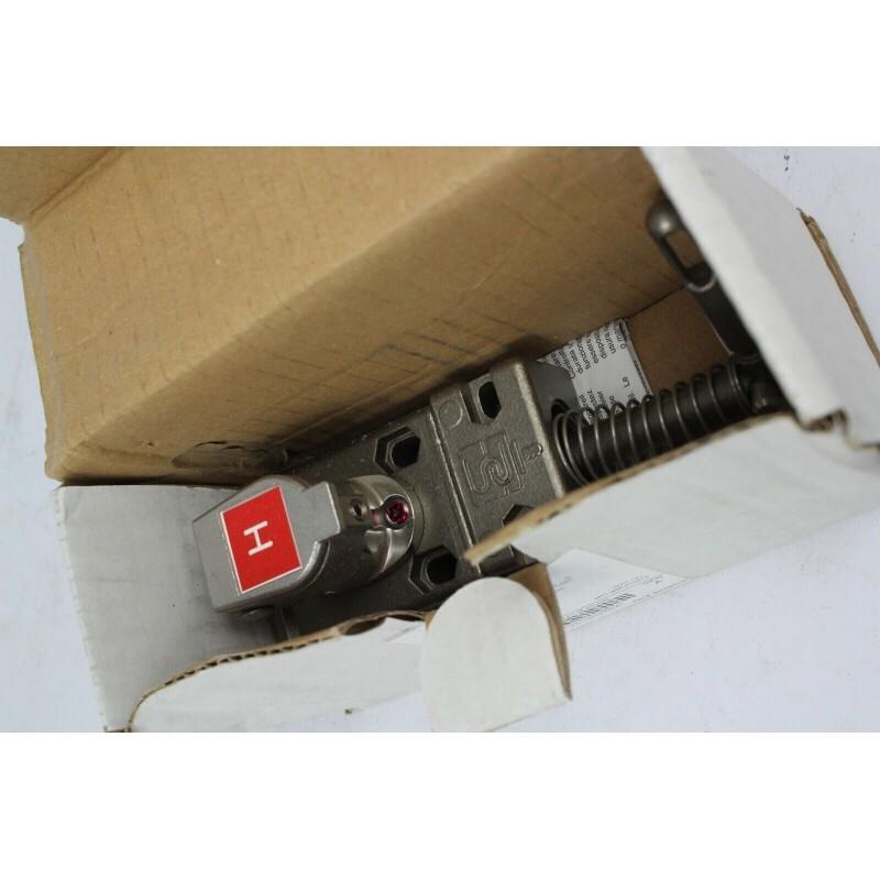 Access Interlock - Single Key, Standard Key Code Labeling, Lever Actuator. Key trapped to release lever.