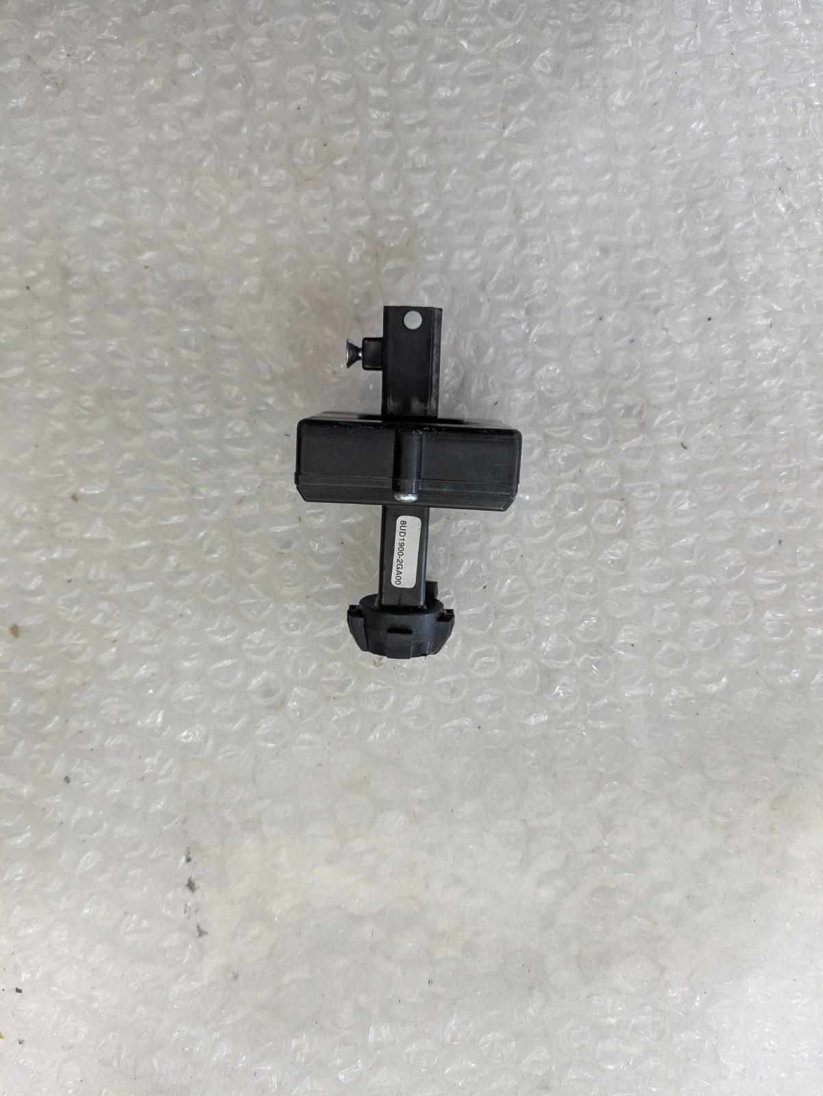 BREAKER 3VA DOOR OP COUPLNG TOL COMP 8X8