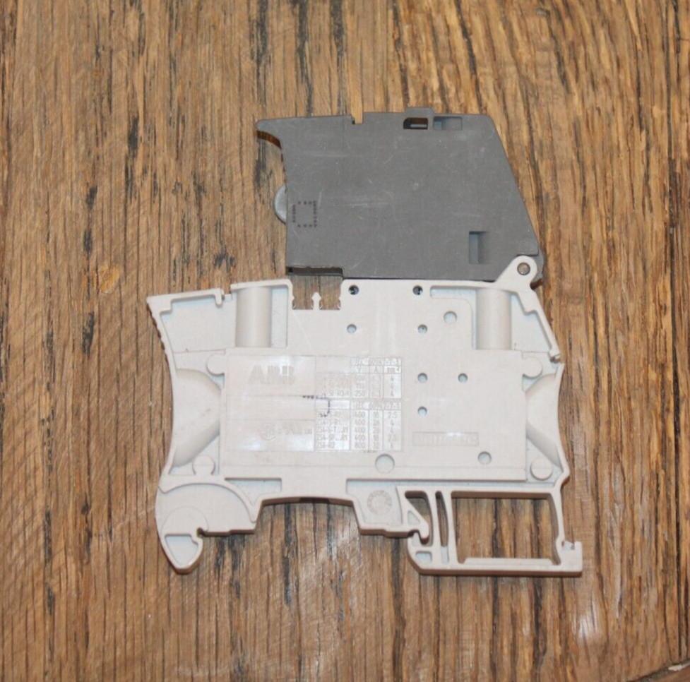 ZS4-SF Screw Clamp Terminal Block - for Fuses 5x20 mm - Grey
