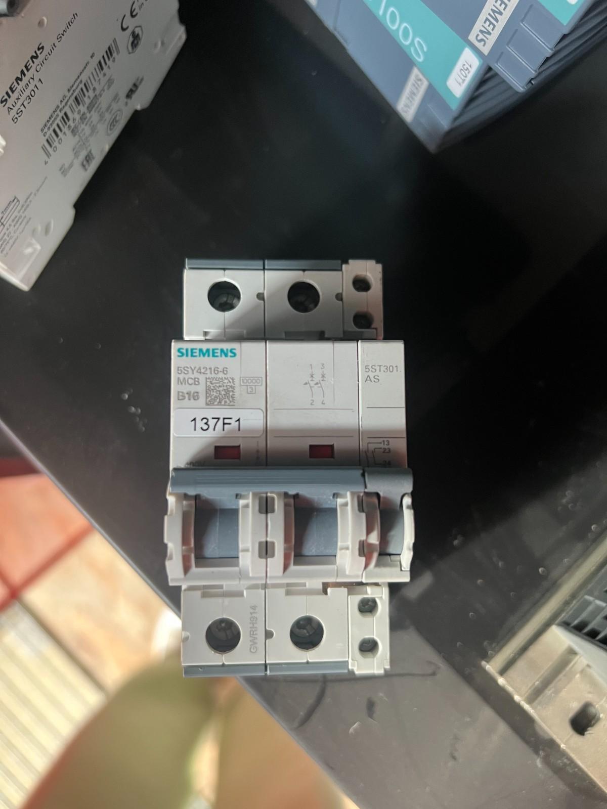 SUP PTOR 5SY4 2P 480V 16A 5K B-TRIP