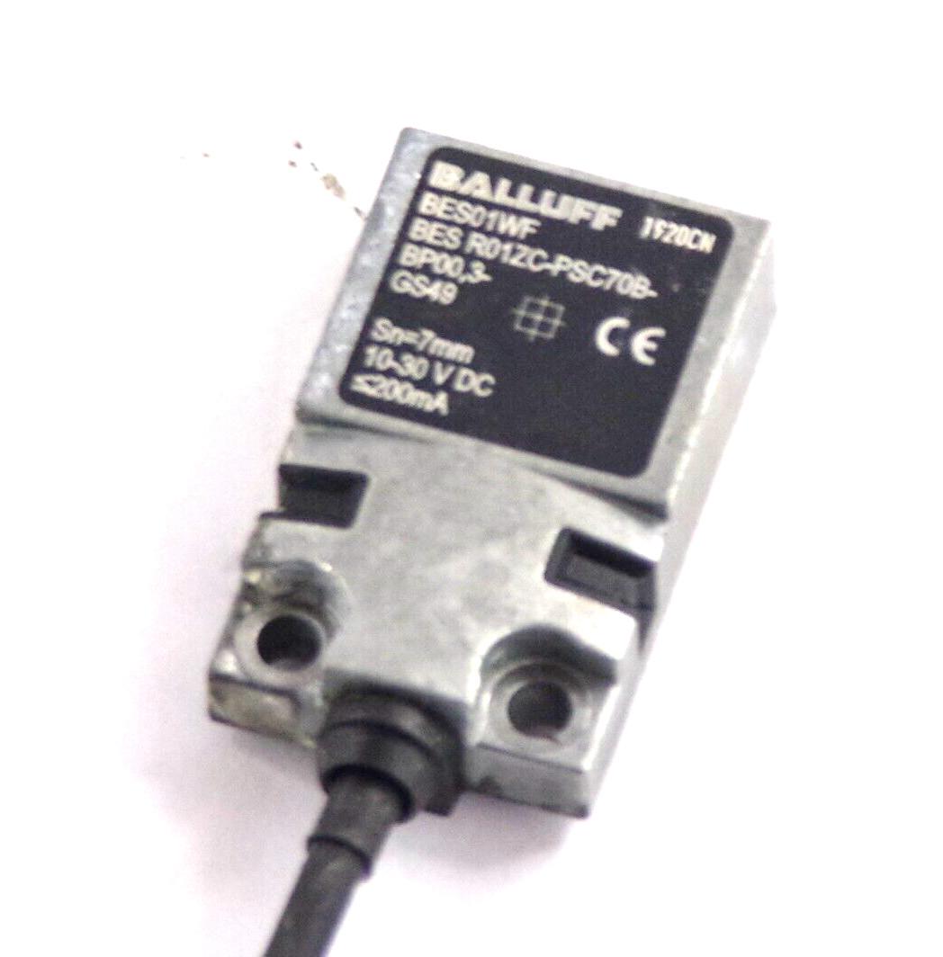 Inductive standard sensors with preferred types BES R01ZC-PSC70B-BP00.3-GS49