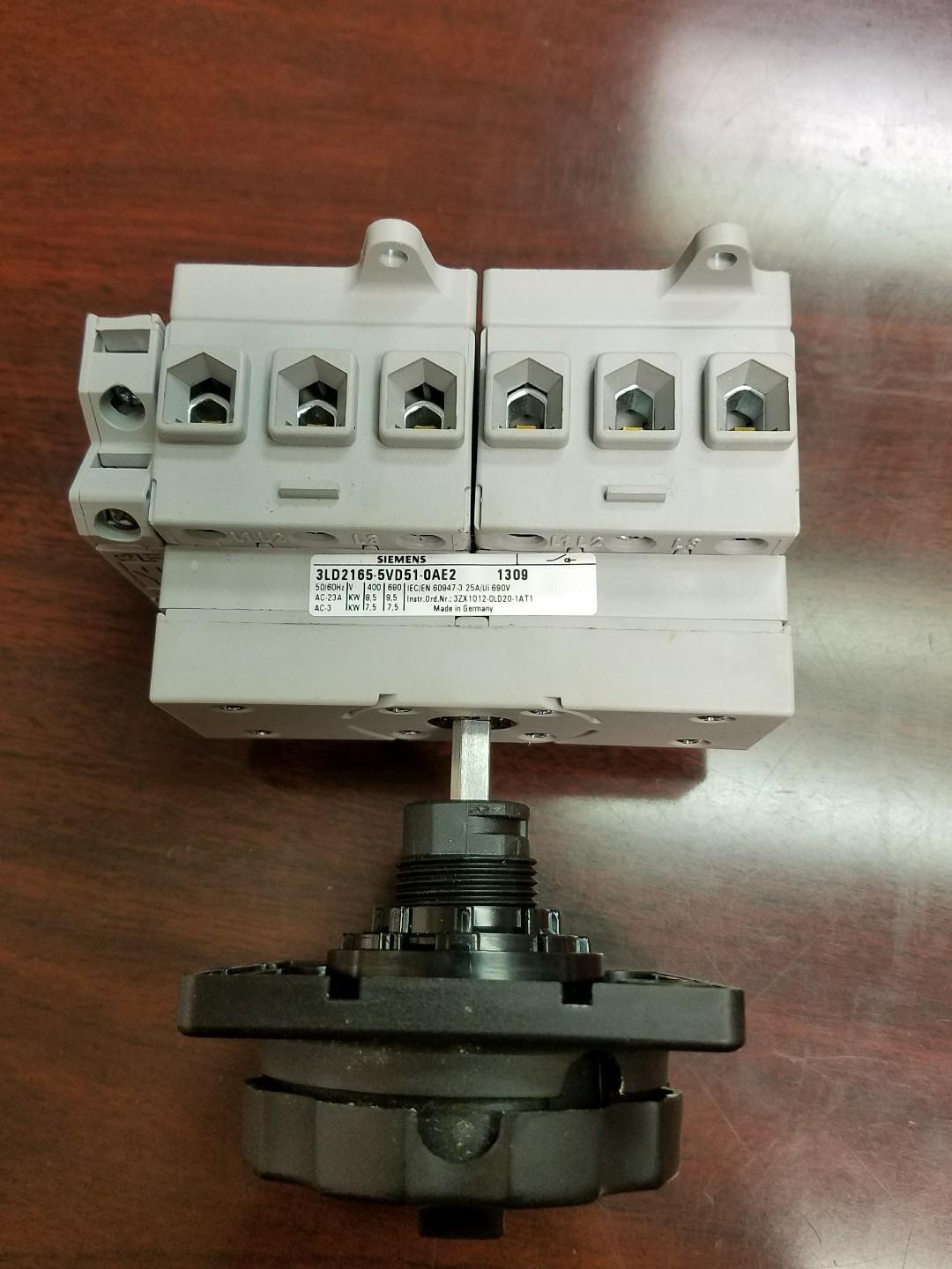 MAIN-CTR/EM.STOP SW. 25A/690V 400V/9.5KW