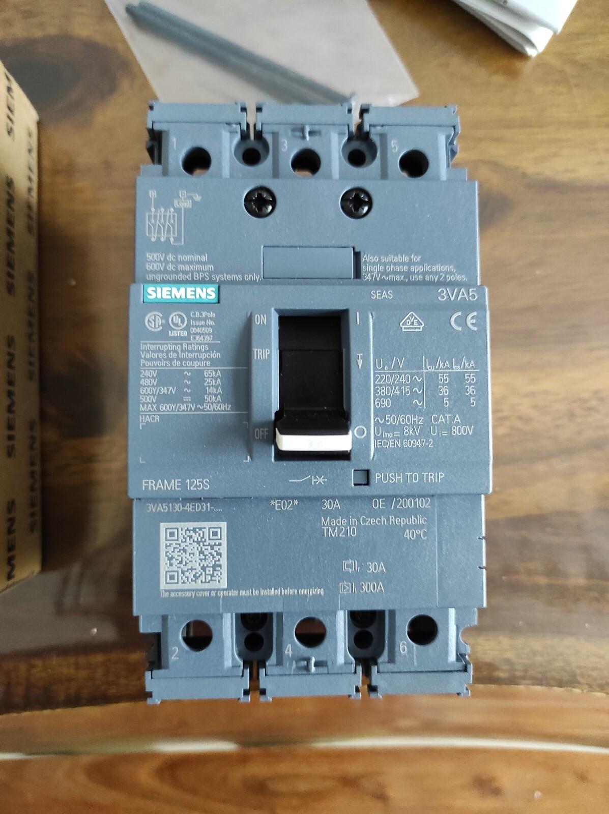 BRKR 3VA51 3P 30A 25KA FTFM