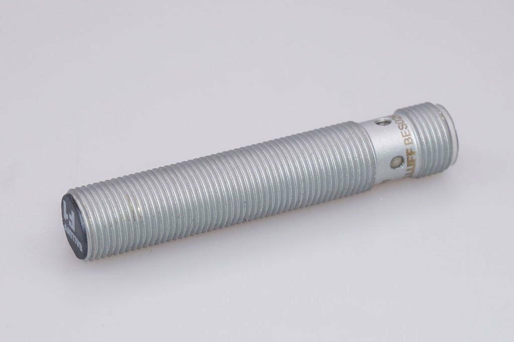 Magnetic-field-resistant inductive sensors BES M12ML-PSC30A-S04G-W