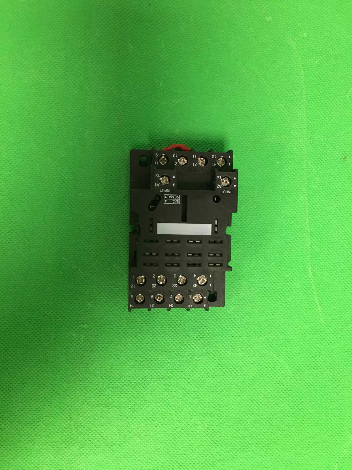 socket, Harmony Electromechanical Relays, for RPM4 power relays, 16A screw clamp terminals, mixed contact