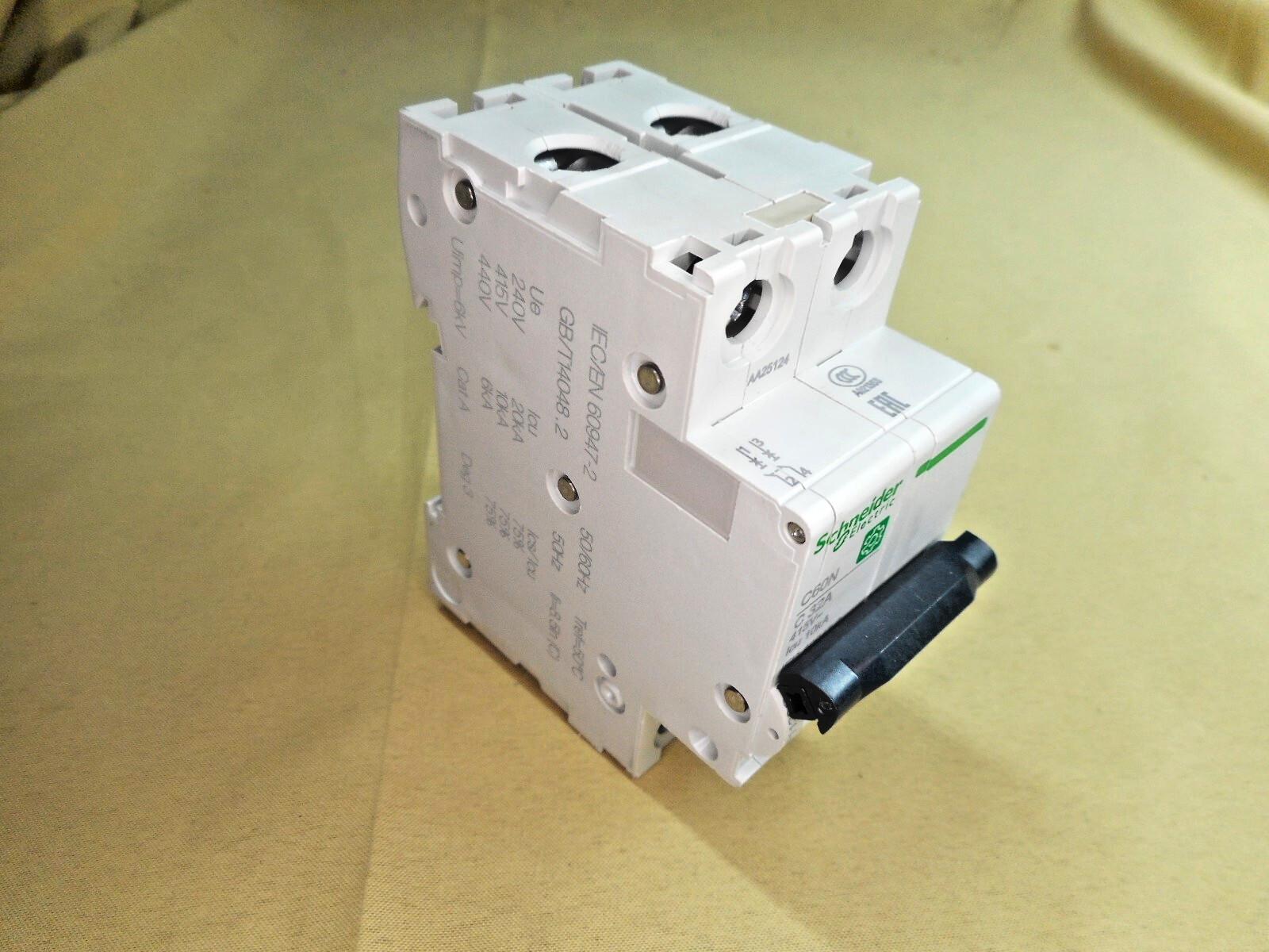 Miniature circuit breaker (MCB), Multi9 C60N, 2P, 32A, C curve, 10kA (IEC/EN 60947-2)